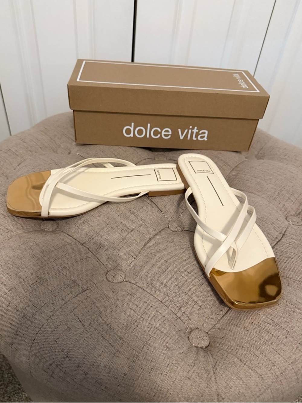 Dolce Vita Laguna Leather Slip On Sandals Size 8.5 NIB